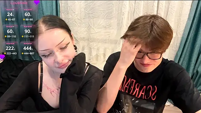 JadeNoiiir online show from 06-18-26, 07:41