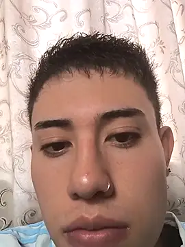 Snapshot of Thiagoo_Vega chatting on 07-15-26, 07:32 Thiagoo Vega online show from 07-15-26, 07:32