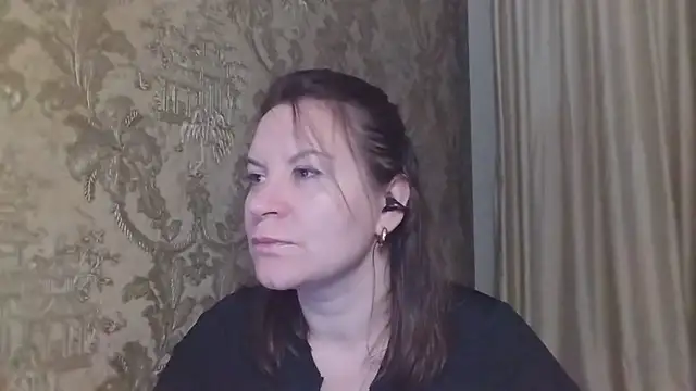 Lauralison online show from 07-26-26, 09:54