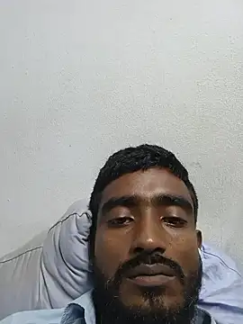 Snapshot of romjan23231 chatting on 06-19-26, 07:47 romjan23231 online show from 06-19-26, 07:47