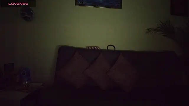 Snapshot of _saray_m chatting on 07-18-26, 01:47 saray m online show from 07-18-26, 01:47