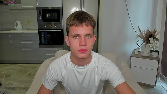 m0neyken online show from 07-31-26, 02:33