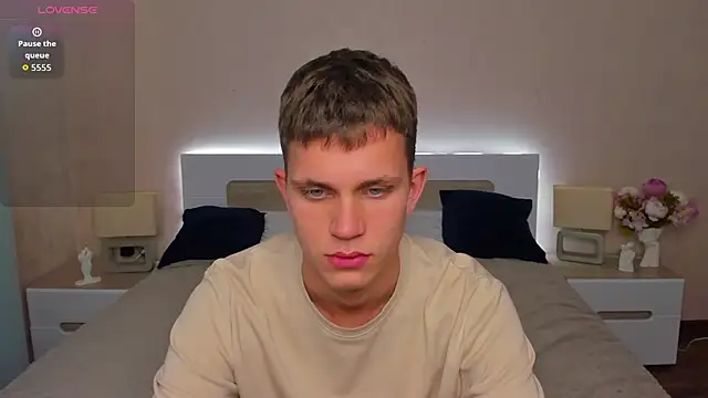 m0neyken online show from 07-25-26, 02:52