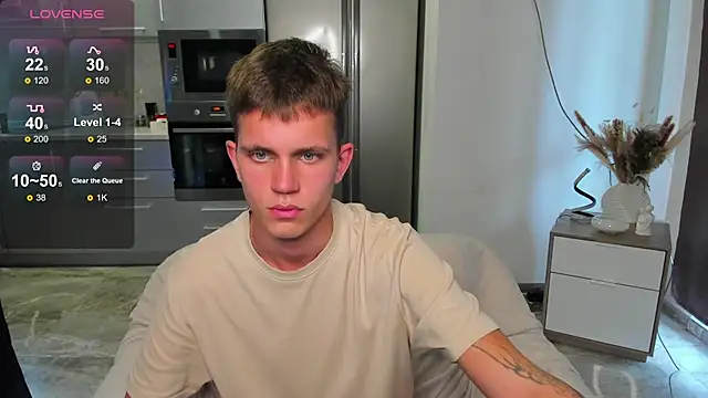 m0neyken online show from 07-28-26, 04:09