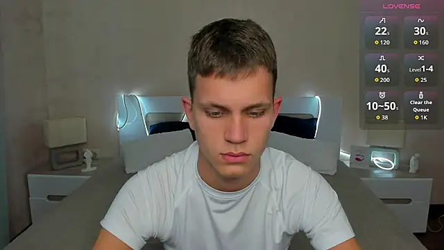 m0neyken online show from 07-10-26, 03:06