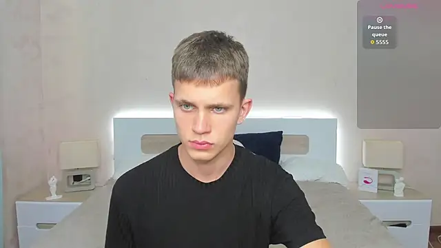 m0neyken online show from 07-20-26, 08:11