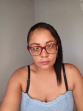 Snapshot of DiablaProhibida chatting on 06-20-26, 04:56 DiablaProhibida online show from 06-20-26, 04:56