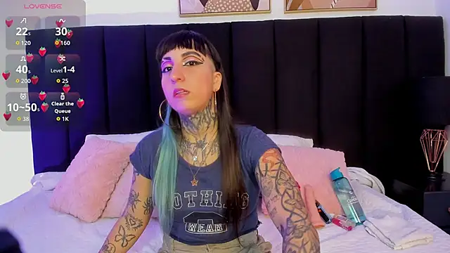 izzy moon7 online show from 06-30-26, 11:10