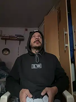 Tito3004 online show from 06-19-26, 06:36