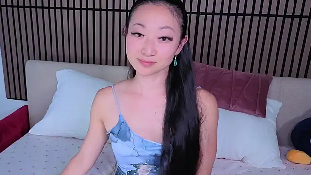 Snapshot of MySweetSofie chatting on 07-17-26, 02:53 MySweetSofie online show from 07-17-26, 02:53