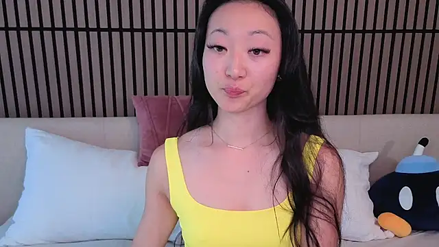 Snapshot of MySweetSofie chatting on 07-14-26, 02:00 MySweetSofie online show from 07-14-26, 02:00