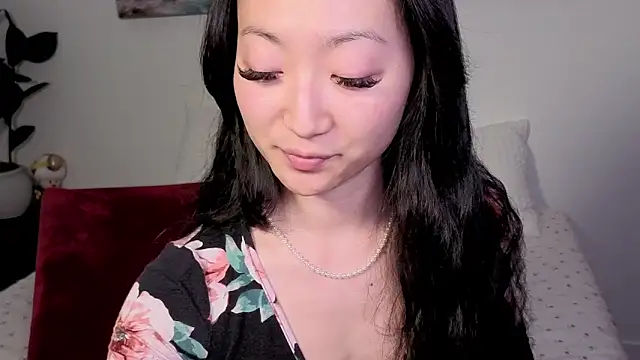 MySweetSofie online show from 10-08-25, 09:48