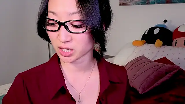 MySweetSofie online show from 10-26-25, 03:51