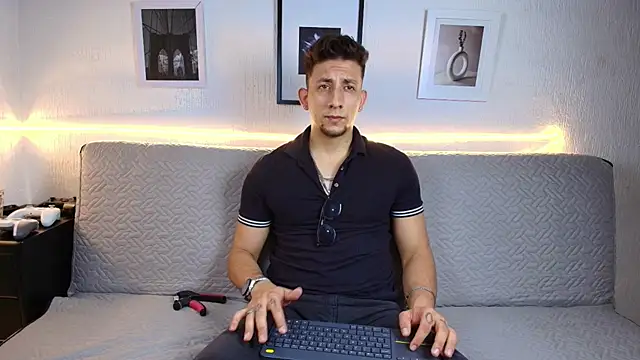 Sr Maykol online show from 07-15-26, 04:41