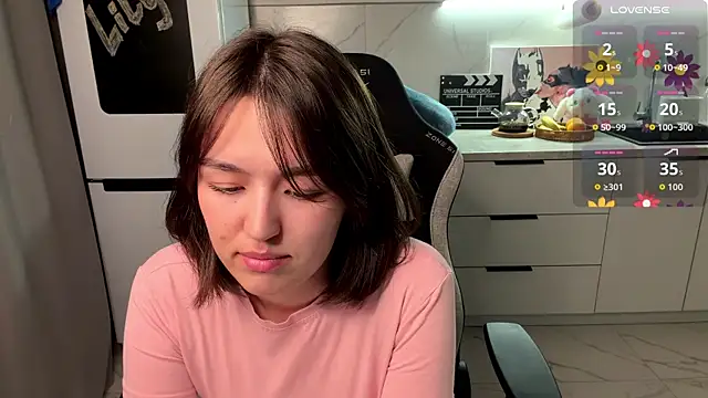 LilyPopss online show from 06-20-26, 07:30