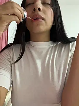 cherry skinnyy  online show from 06-26-26, 01:11
