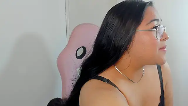 KimmyBellari online show from 06-21-26, 03:34