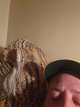 heterohotguy78 online show from 08-03-26, 09:52