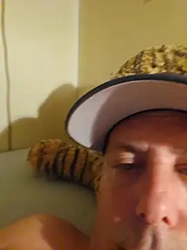 heterohotguy78 online show from 07-18-26, 08:28
