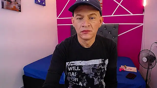 Cesirry  online show from 07-23-26, 02:35