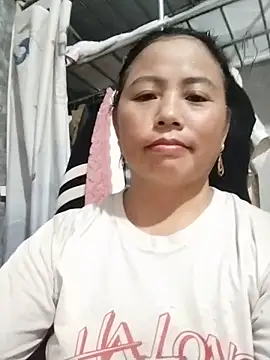 Snapshot of whatmes chatting on 06-20-26, 05:34 whatmes online show from 06-20-26, 05:34