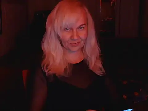 Ravelynni online show from 07-26-26, 04:03