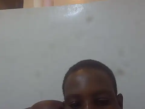 Snapshot of miss_brown_gal chatting on 06-21-26, 03:56 miss brown gal online show from 06-21-26, 03:56