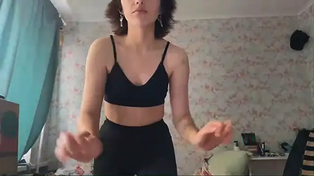 LilyChop online show from 06-23-26, 08:01