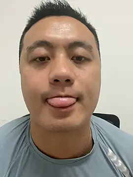 Dennis1014 online show from 06-26-26, 11:49