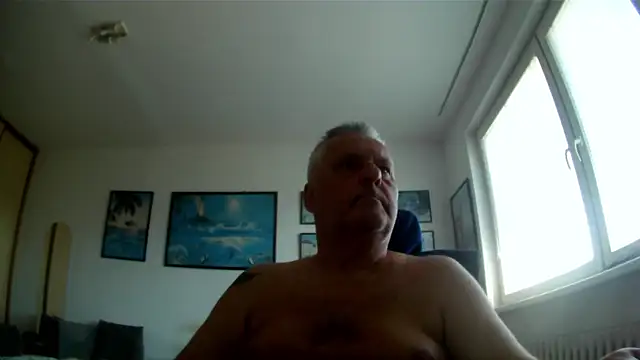 Robert SK1 online show from 06-21-26, 12:22