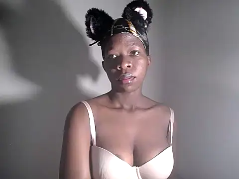 MaliciaRose online show from 06-29-26, 04:50