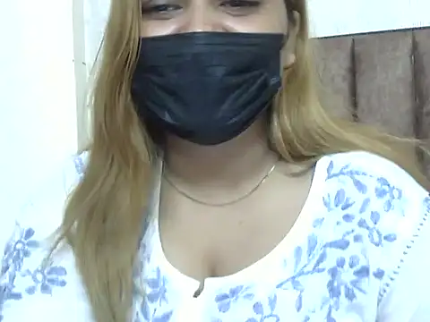 Snapshot of Sexyy_Sana chatting on 07-09-26, 07:35 Sexyy Sana online show from 07-09-26, 07:35