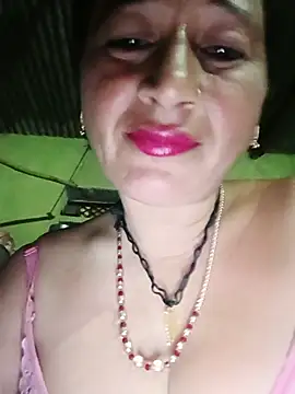 Sonakshi sinha143 online show from 07-12-26, 05:25