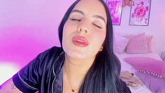 Snapshot of camilaa7 chatting on 06-28-26, 07:25 camilaa7 online show from 06-28-26, 07:25