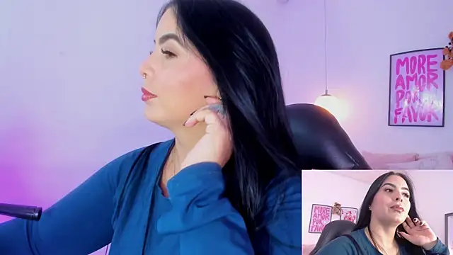 Snapshot of camilaa7 chatting on 07-05-26, 07:26 camilaa7 online show from 07-05-26, 07:26