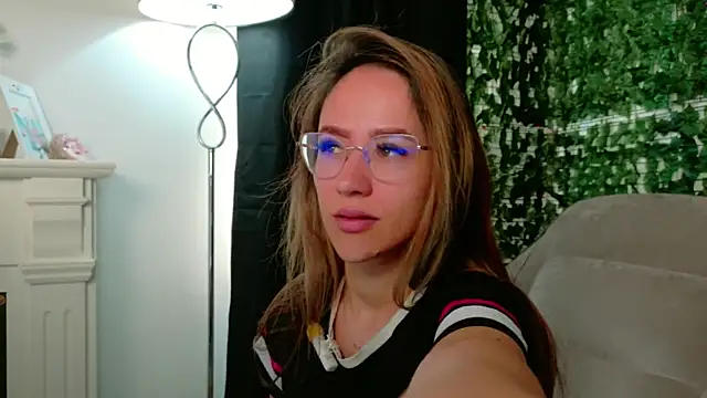 Nicole Bliss online show from 07-09-26, 05:19