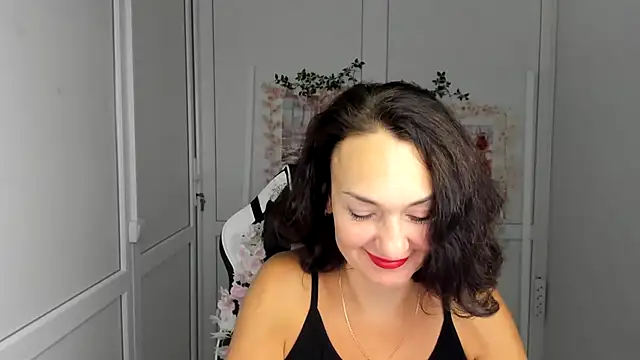 OliviaKateee online show from 08-07-26, 05:57