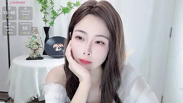 Snapshot of Guokoi chatting on 06-26-26, 03:34 Guokoi online show from 06-26-26, 03:34