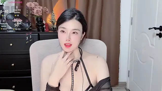 Snapshot of Guokoi chatting on 07-27-26, 10:55 Guokoi online show from 07-27-26, 10:55