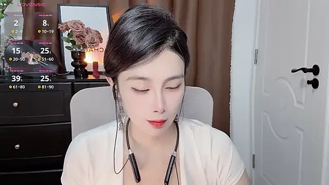 Snapshot of Guokoi chatting on 07-30-26, 03:49 Guokoi online show from 07-30-26, 03:49