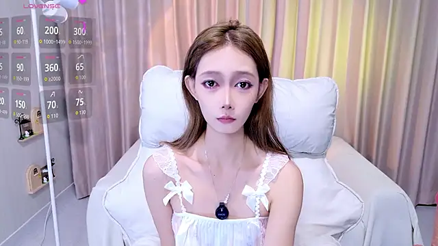 YangYang-0805 online show from 06-25-26, 05:12