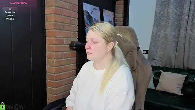 Ammy Soon online show from 06-27-26, 01:22