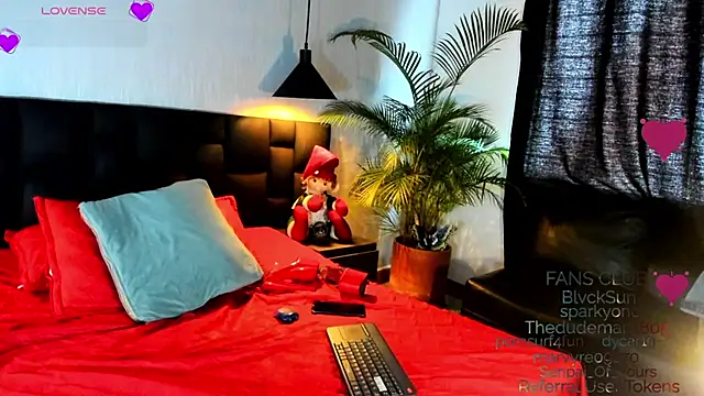 love amor  online show from 12-04-25, 03:55