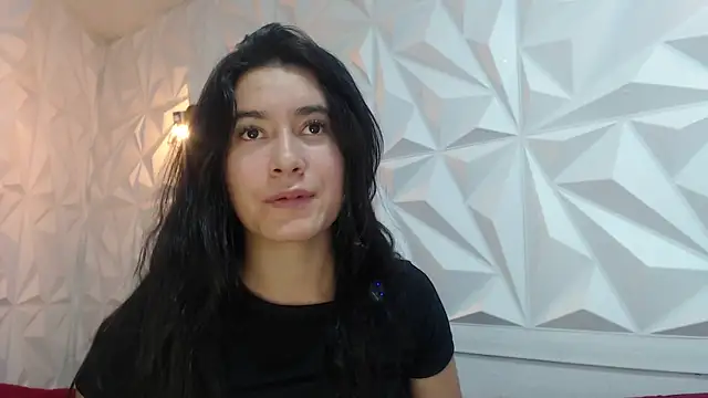 sara hoffman 4 online show from 06-24-26, 02:26