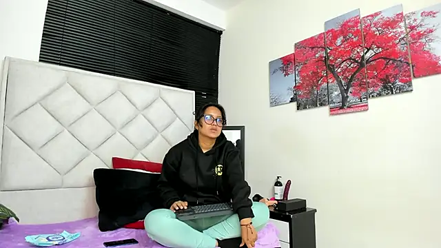 azul moonn online show from 07-22-26, 03:52