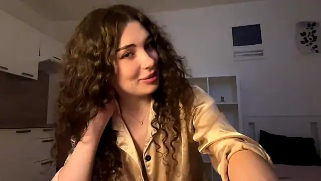 Snapshot of runawyin chatting on 07-30-26, 06:40 runawyin online show from 07-30-26, 06:40