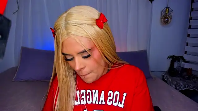Sofi cortes online show from 06-24-26, 04:44