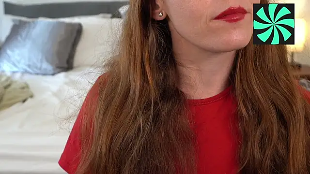 Snapshot of leverageurassets chatting on 02-26-25, 12:27 leverageurassets online show from 02-26-25, 12:27