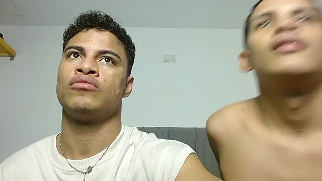 Jose And Daniel online show from 07-26-26, 01:01