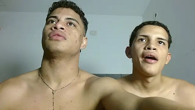 Jose And Daniel online show from 07-19-26, 01:47